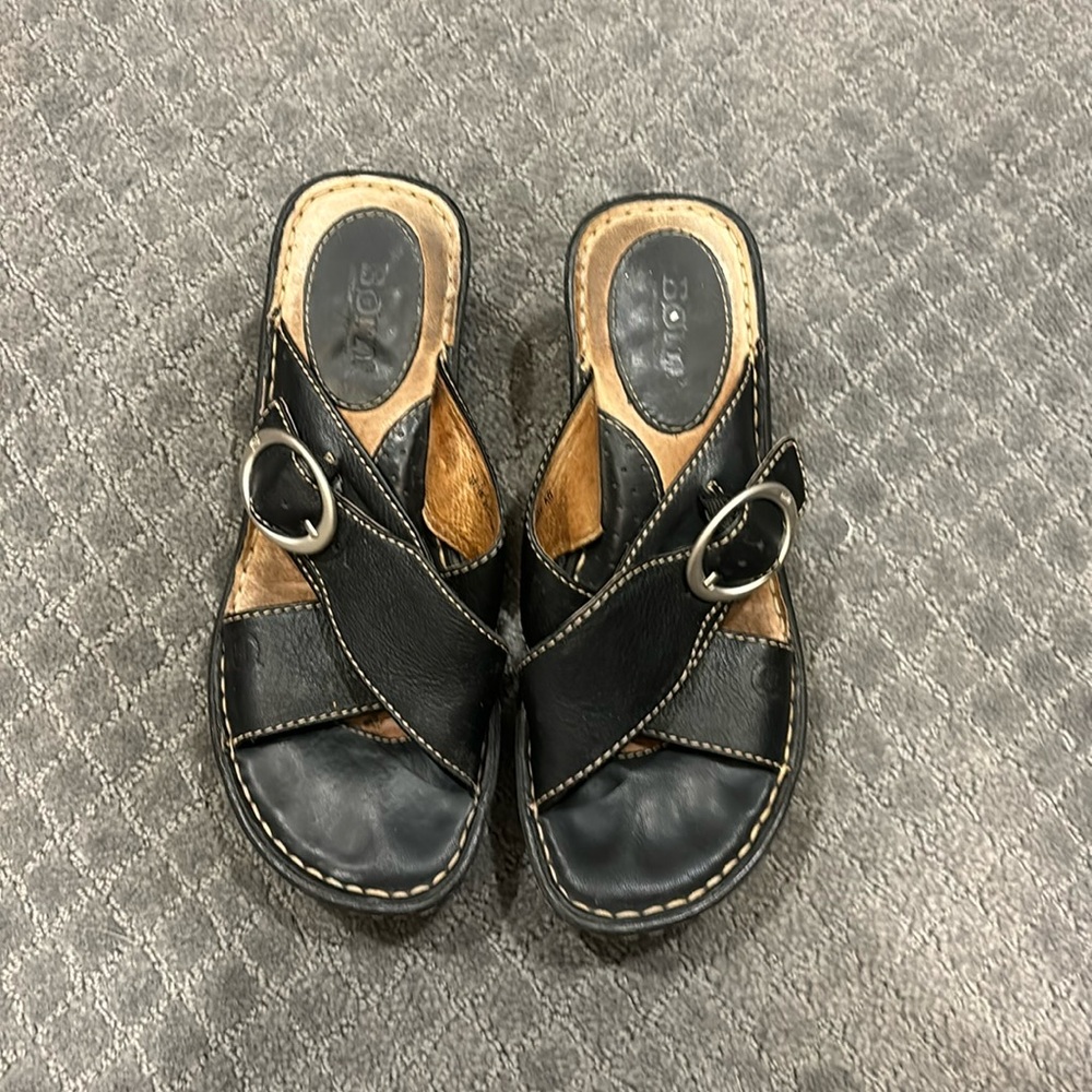 born slip on wedges